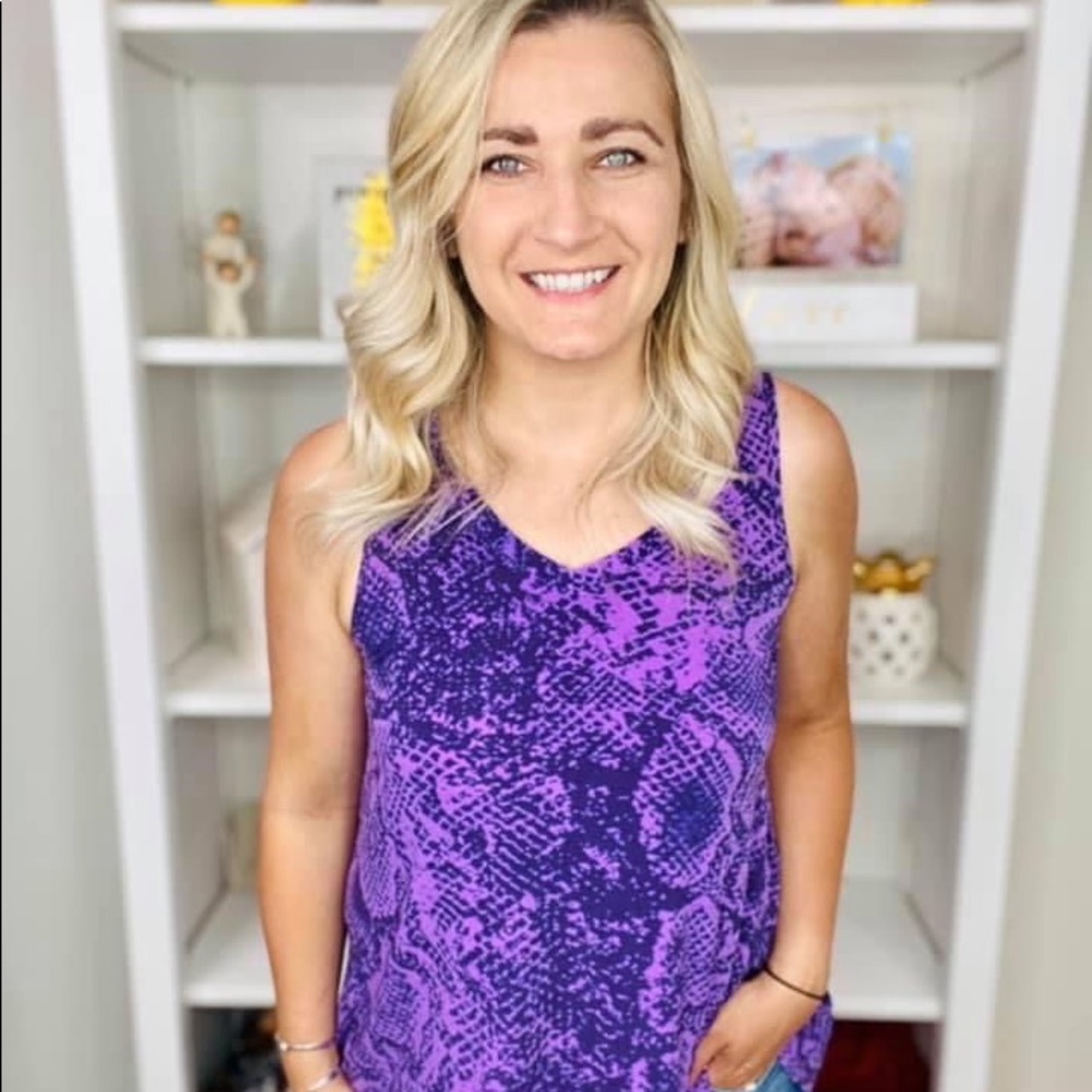 ✨✨Kristina Tank✨✨